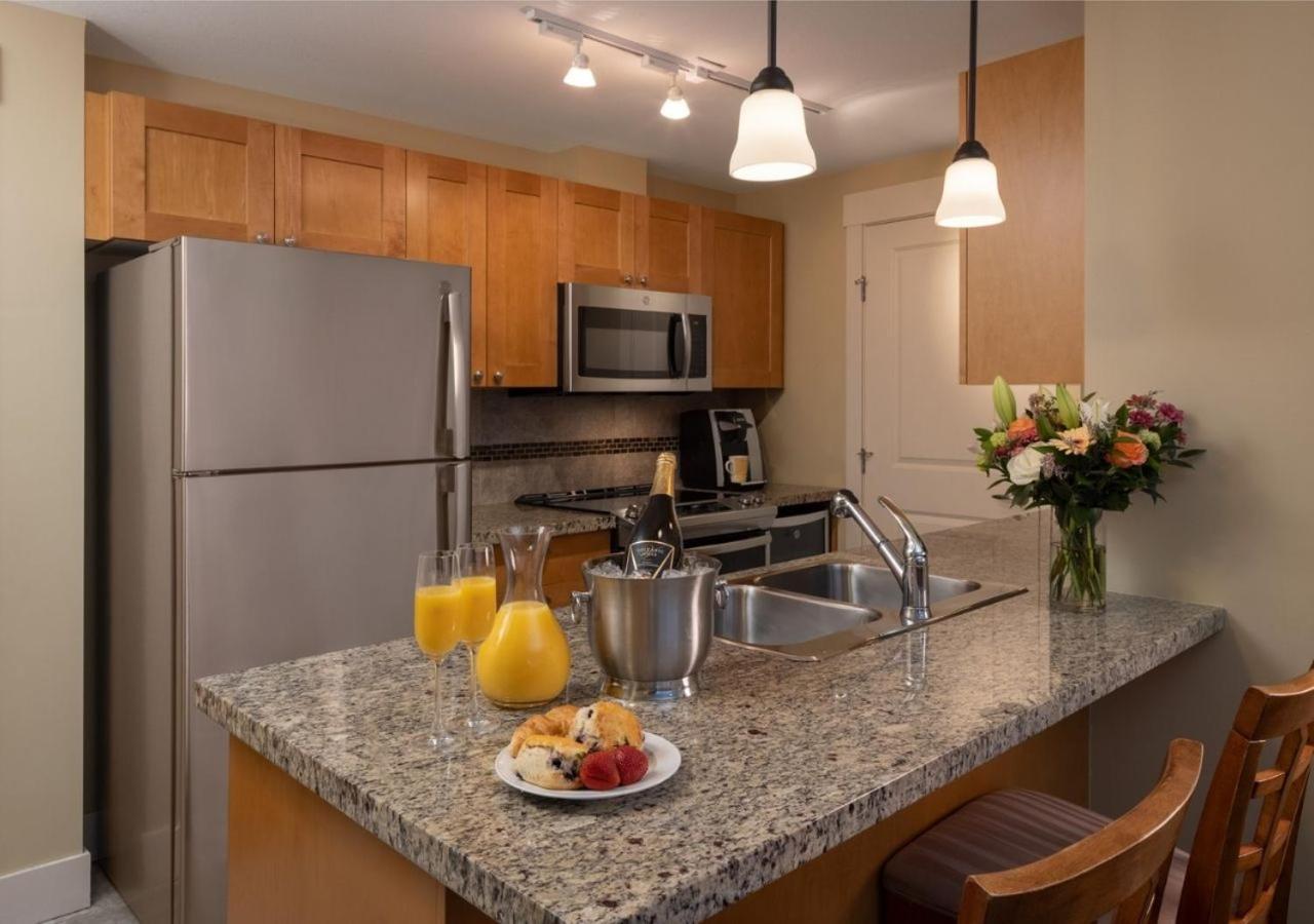 The Cove Lakeside 4* West Kelowna