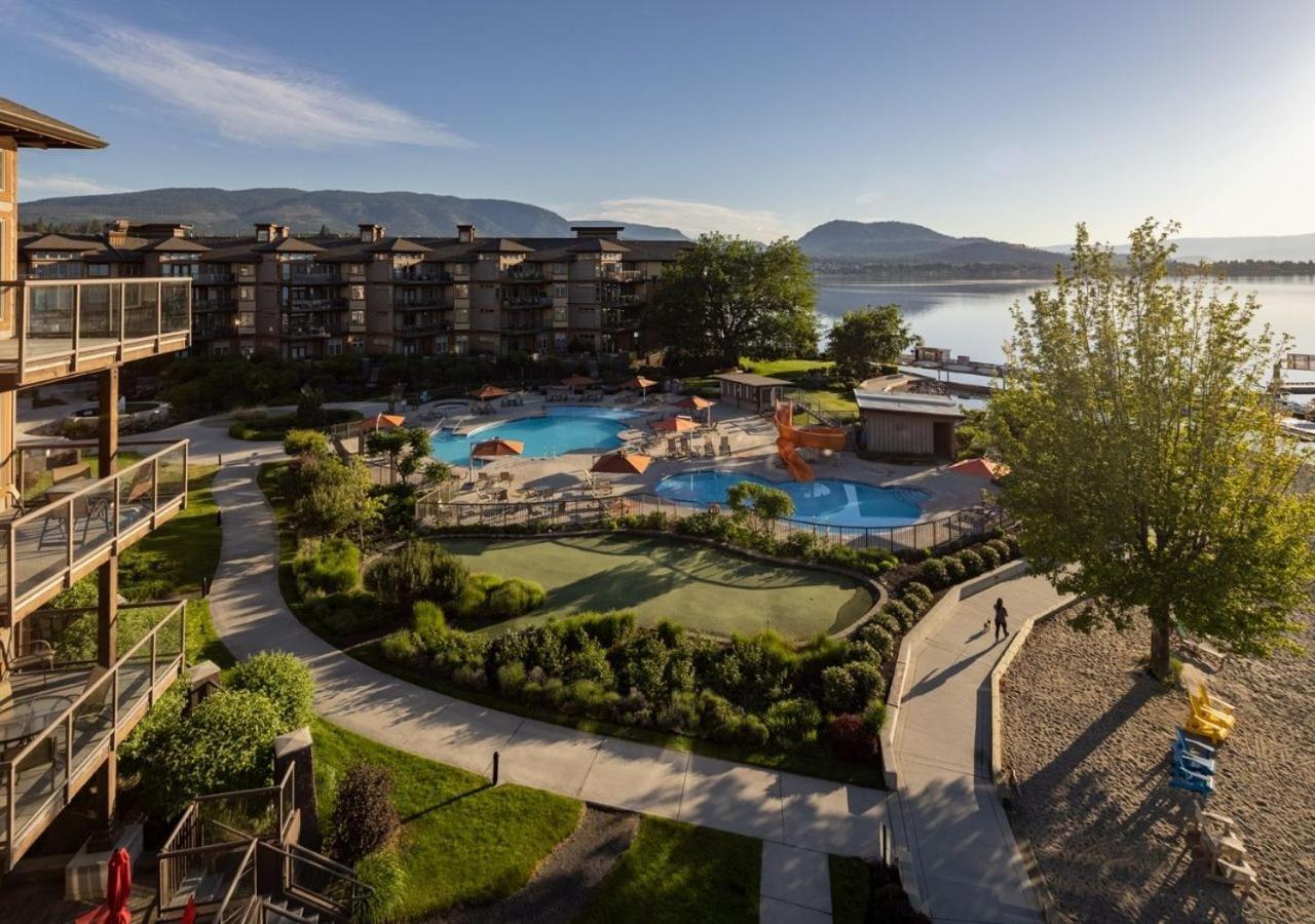 The Cove Lakeside 4*